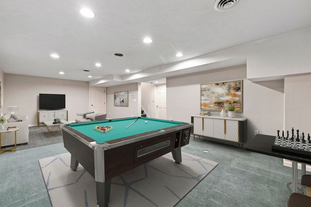 4 Webster Cir, Sudbury, MA 01776