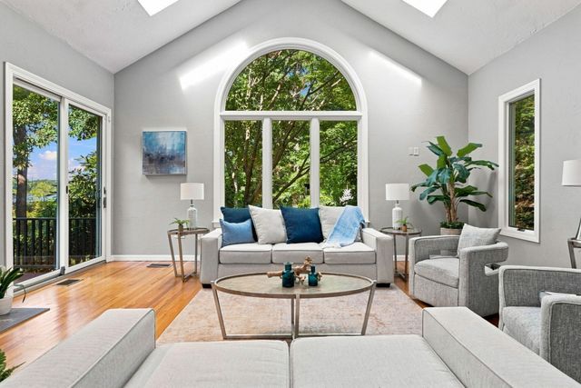4 Webster Cir, Sudbury, MA 01776