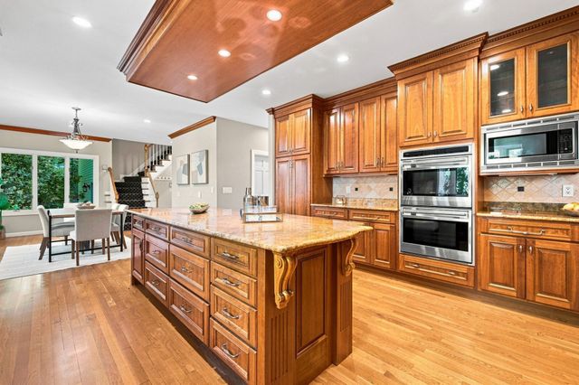 4 Webster Cir, Sudbury, MA 01776