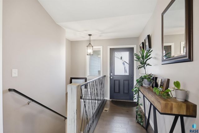 335 S James Ave Avenue, Tea, SD 57064