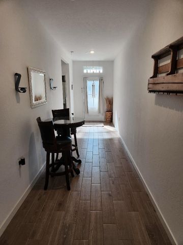 902 Atlantica Drive S, Madera, CA 93636