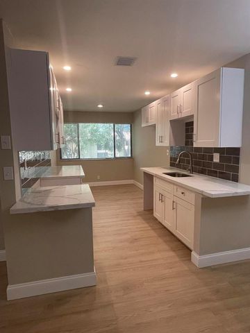9537 SW 1st Court, Coral Springs, FL 33071