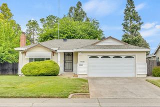 6441 Saint James Dr, Carmichael, CA 95608