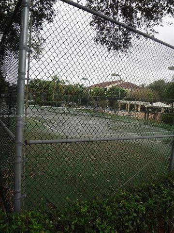 10125 W Sunrise Blvd 104, Plantation, FL 33322