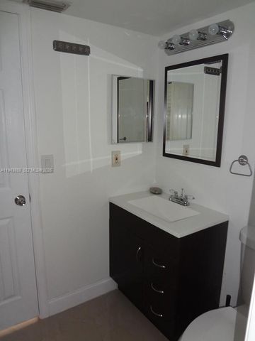 10125 W Sunrise Blvd 104, Plantation, FL 33322