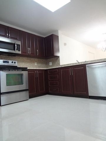 10125 W Sunrise Blvd 104, Plantation, FL 33322