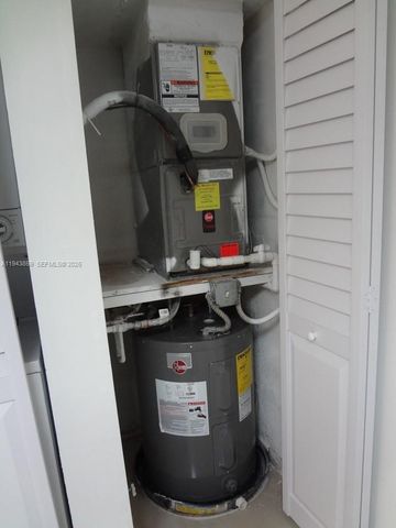 10125 W Sunrise Blvd 104, Plantation, FL 33322