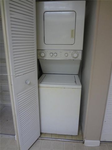 10125 W Sunrise Blvd 104, Plantation, FL 33322