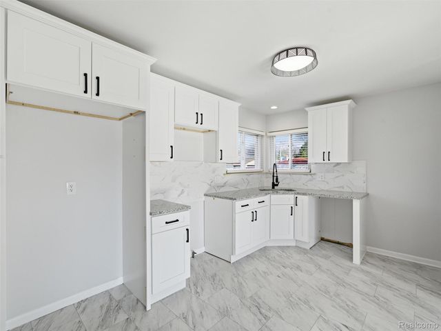 11757 Eileen, Redford Charter Township, MI 48239