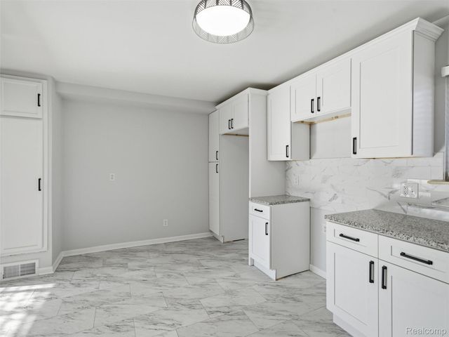 11757 Eileen, Redford Charter Township, MI 48239