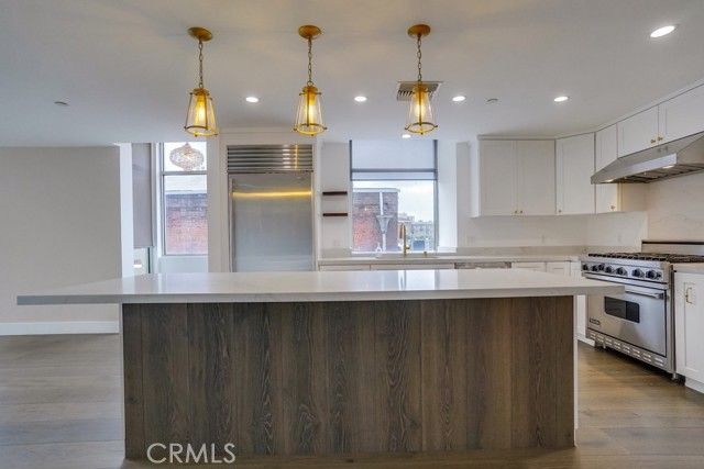 35 Raymond 404, Pasadena, CA 91103