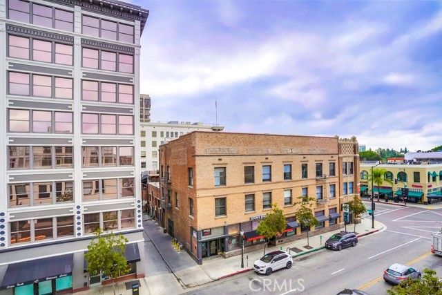 35 Raymond 404, Pasadena, CA 91103