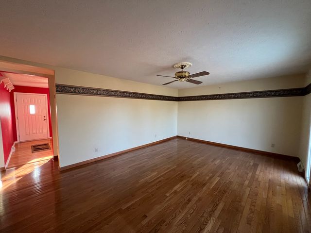 1991 S Lakeshore Drive, Goreville, IL 62939