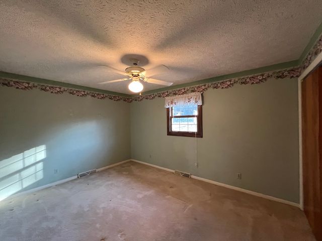 1991 S Lakeshore Drive, Goreville, IL 62939