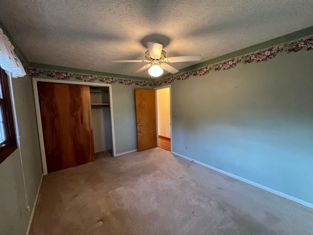 1991 S Lakeshore Drive, Goreville, IL 62939