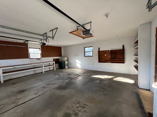 1991 S Lakeshore Drive, Goreville, IL 62939