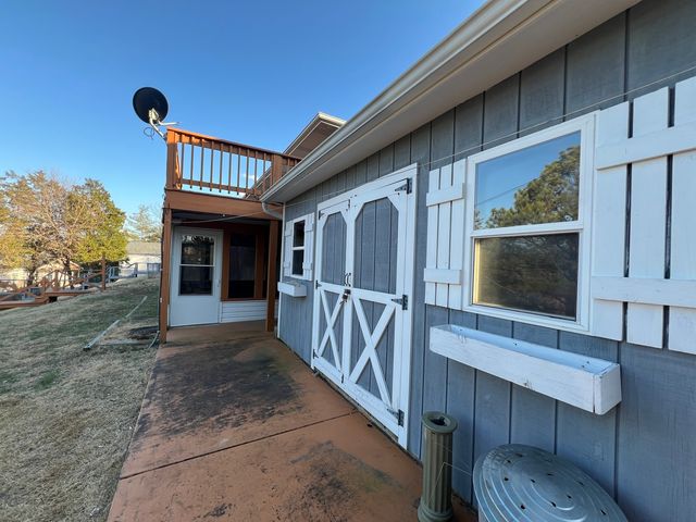 1991 S Lakeshore Drive, Goreville, IL 62939