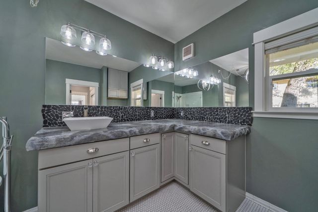 1988 Cold Springs Rd, Placerville, CA 95667