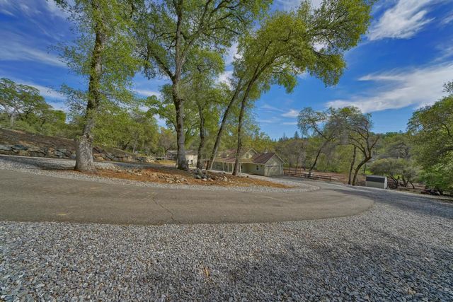 1988 Cold Springs Rd, Placerville, CA 95667