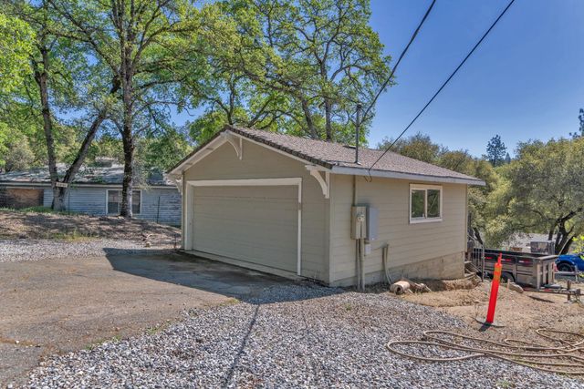 1988 Cold Springs Rd, Placerville, CA 95667