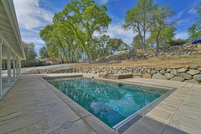 1988 Cold Springs Rd, Placerville, CA 95667