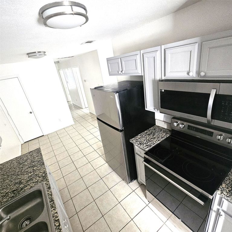 2839 Ave J, Fort Worth, TX 76105