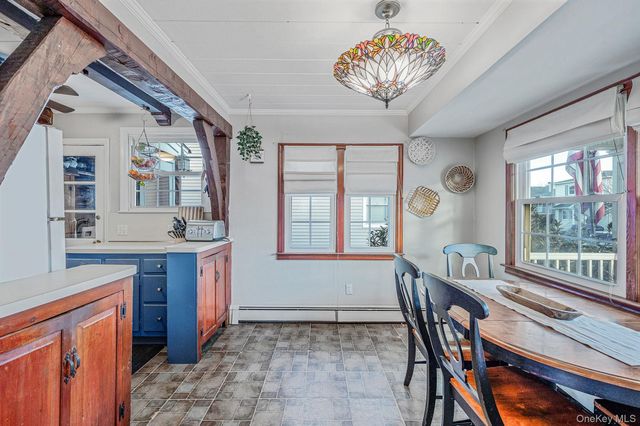 523 E Fulton Street, Long Beach, NY 11561