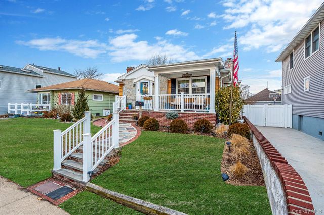 523 E Fulton Street, Long Beach, NY 11561
