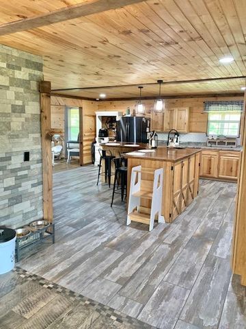 3359 Trapp-Goffs Corner Road, Winchester, KY 40391