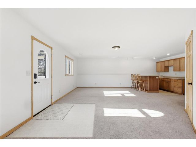 602 Summerfield Circle, Hudson, WI 54016