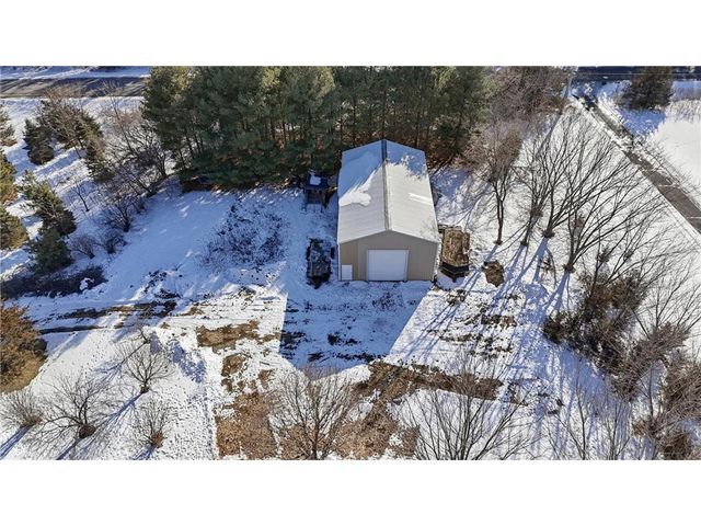 602 Summerfield Circle, Hudson, WI 54016