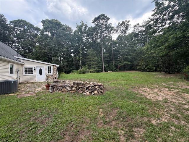1526 Lost Mountain Road, Powder Springs, GA 30127