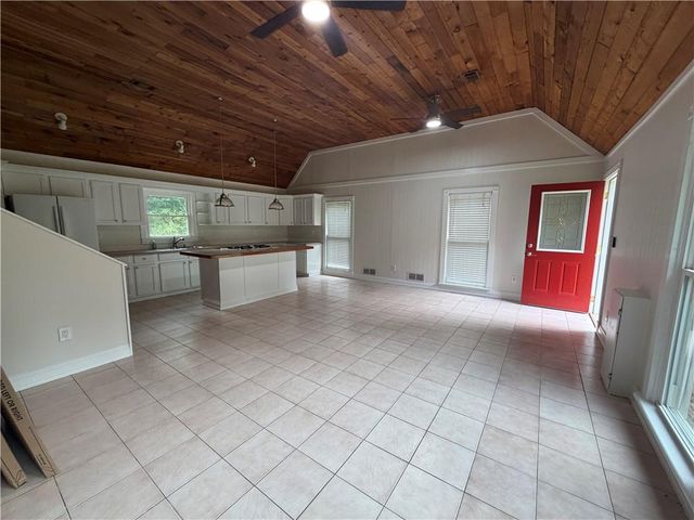 1526 Lost Mountain Road, Powder Springs, GA 30127