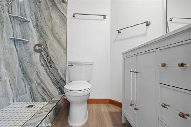 2744 E 20th Street, Signal Hill, CA 90755