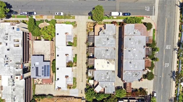 2744 E 20th Street, Signal Hill, CA 90755