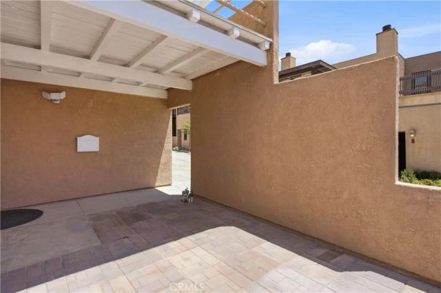 2744 E 20th Street, Signal Hill, CA 90755