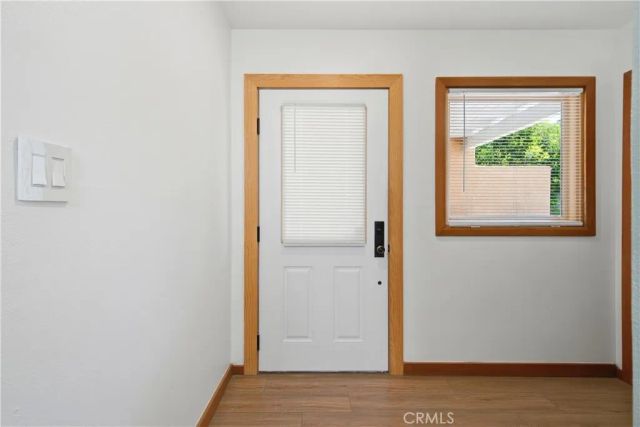 2744 E 20th Street, Signal Hill, CA 90755