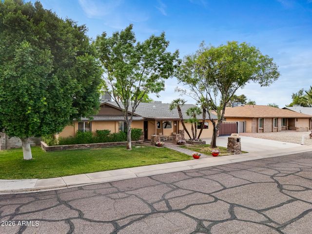13402 N 47TH Place, Phoenix, AZ 85032