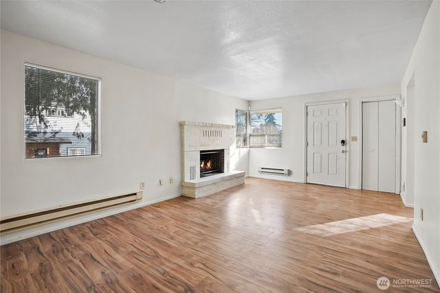 2524 NE 130th Street, Seattle, WA 98125