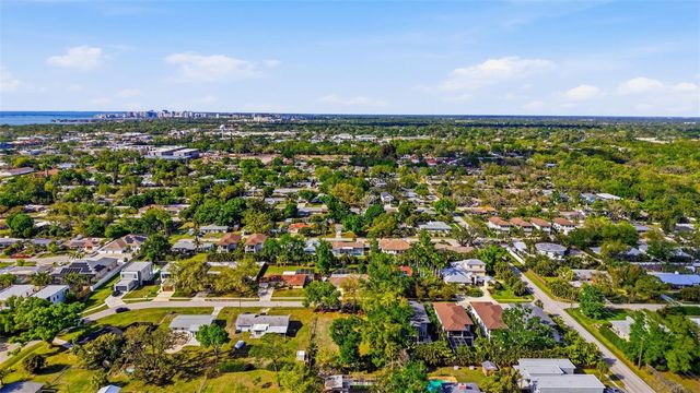 2320 FLORINDA STREET, Sarasota, FL 34231