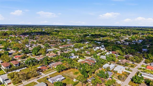 2320 FLORINDA STREET, Sarasota, FL 34231