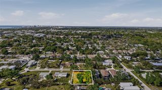 2320 FLORINDA STREET, Sarasota, FL 34231
