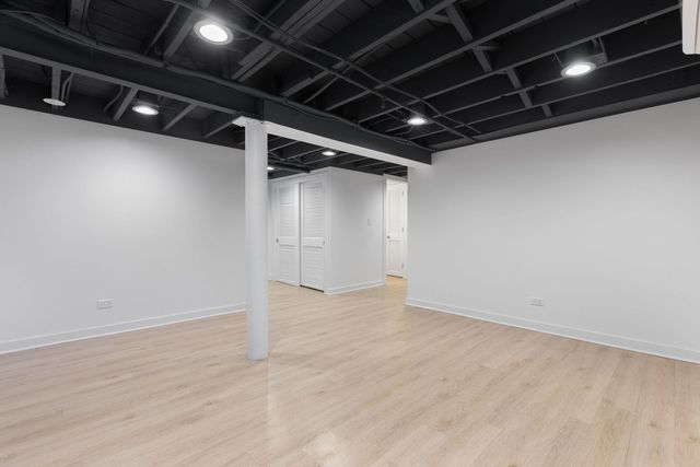 331 Granby Road, Lake Forest, IL 60045