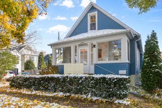 331 Granby Road, Lake Forest, IL 60045