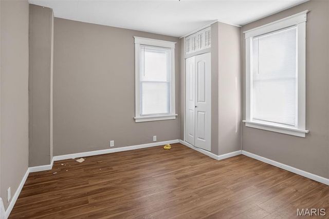 7247 Saint Andrews Place, St Louis, MO 63121