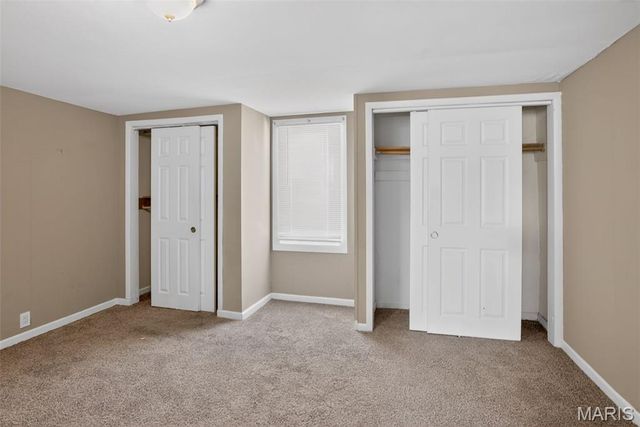 7247 Saint Andrews Place, St Louis, MO 63121