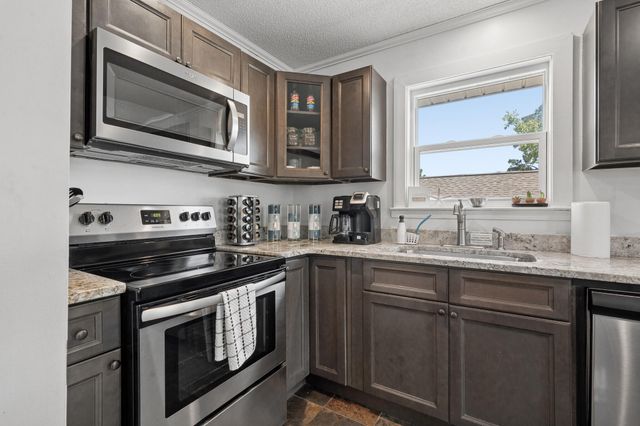 5826 Hilltop Avenue, Panama City Beach, FL 32408