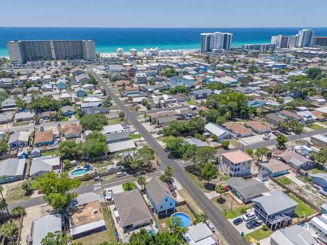 5826 Hilltop Avenue, Panama City Beach, FL 32408