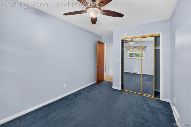 2721 Edgefield Drive, Waterford Charter Township, MI 48328