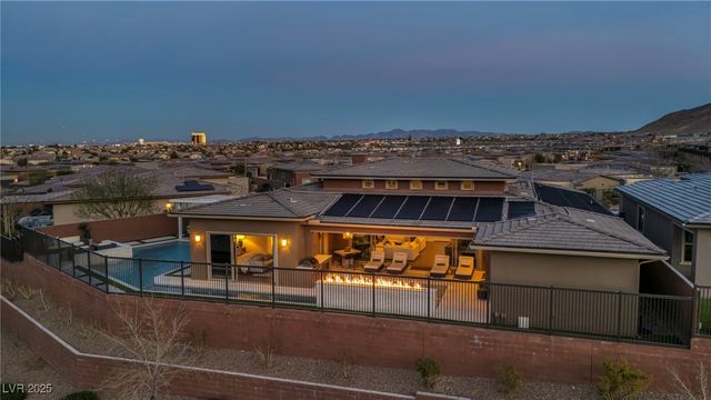 10096 Amethyst Hills Street, Las Vegas, NV 89148